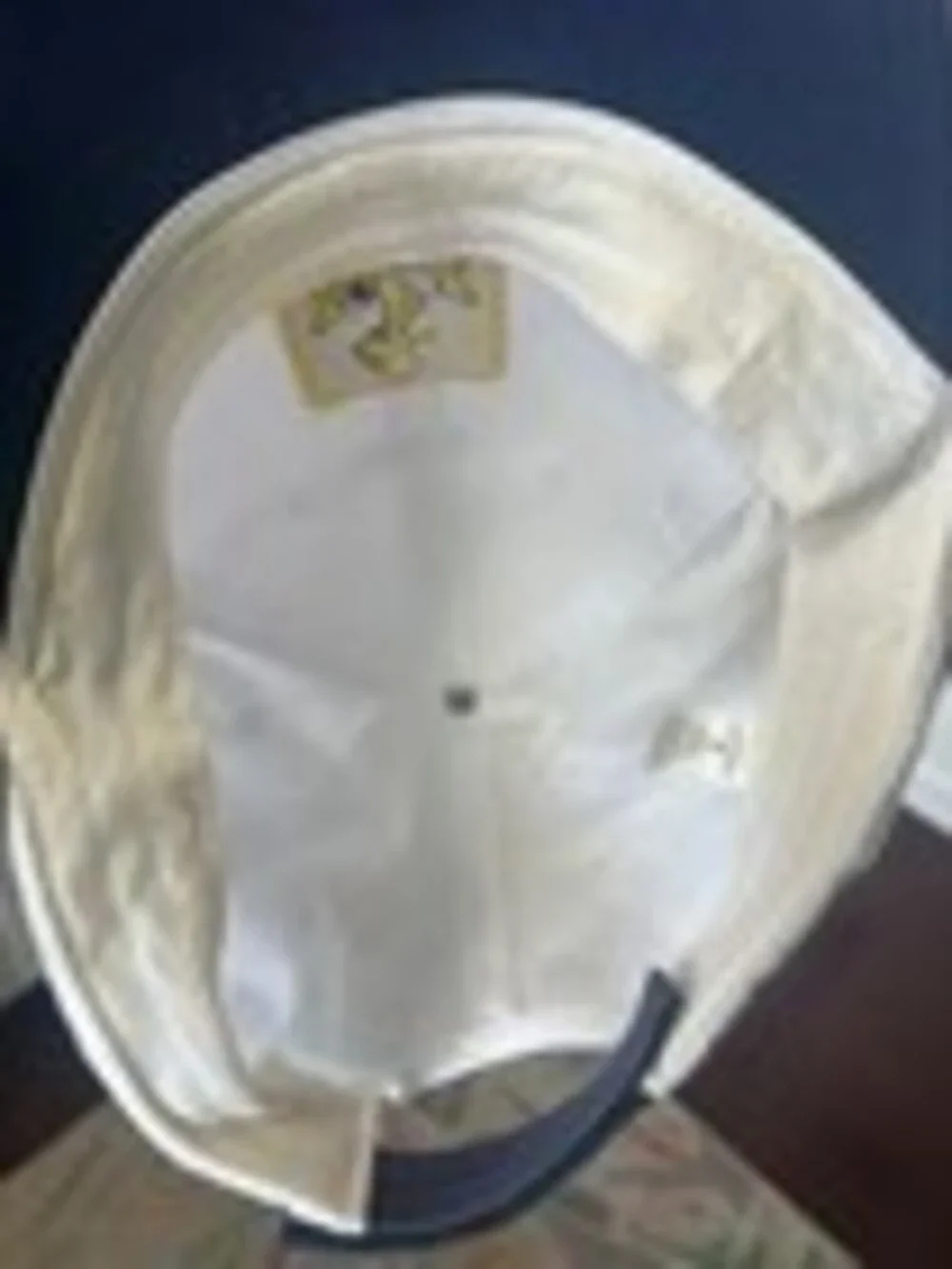 N/A this white